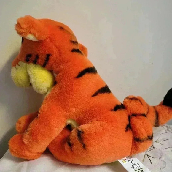 Tiger-Stuffed Toy - Picture 2 of 4